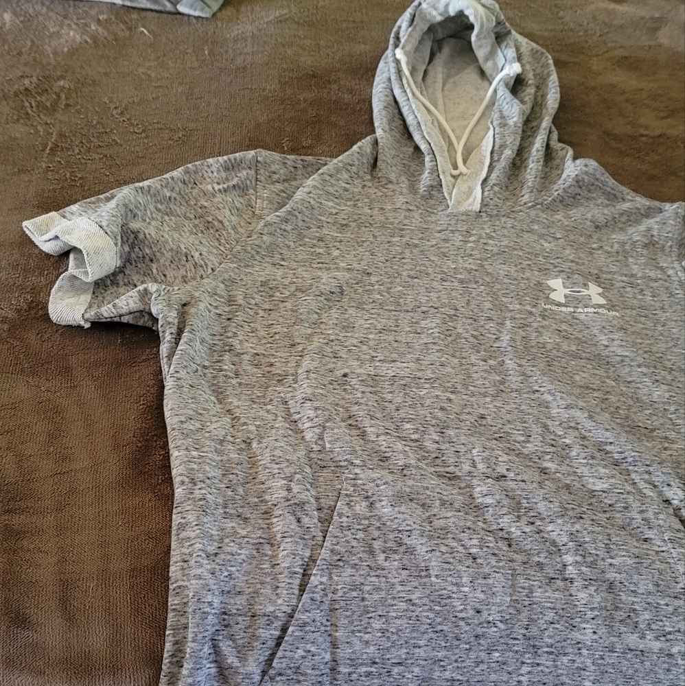 UA Short Sleeve Hoodie